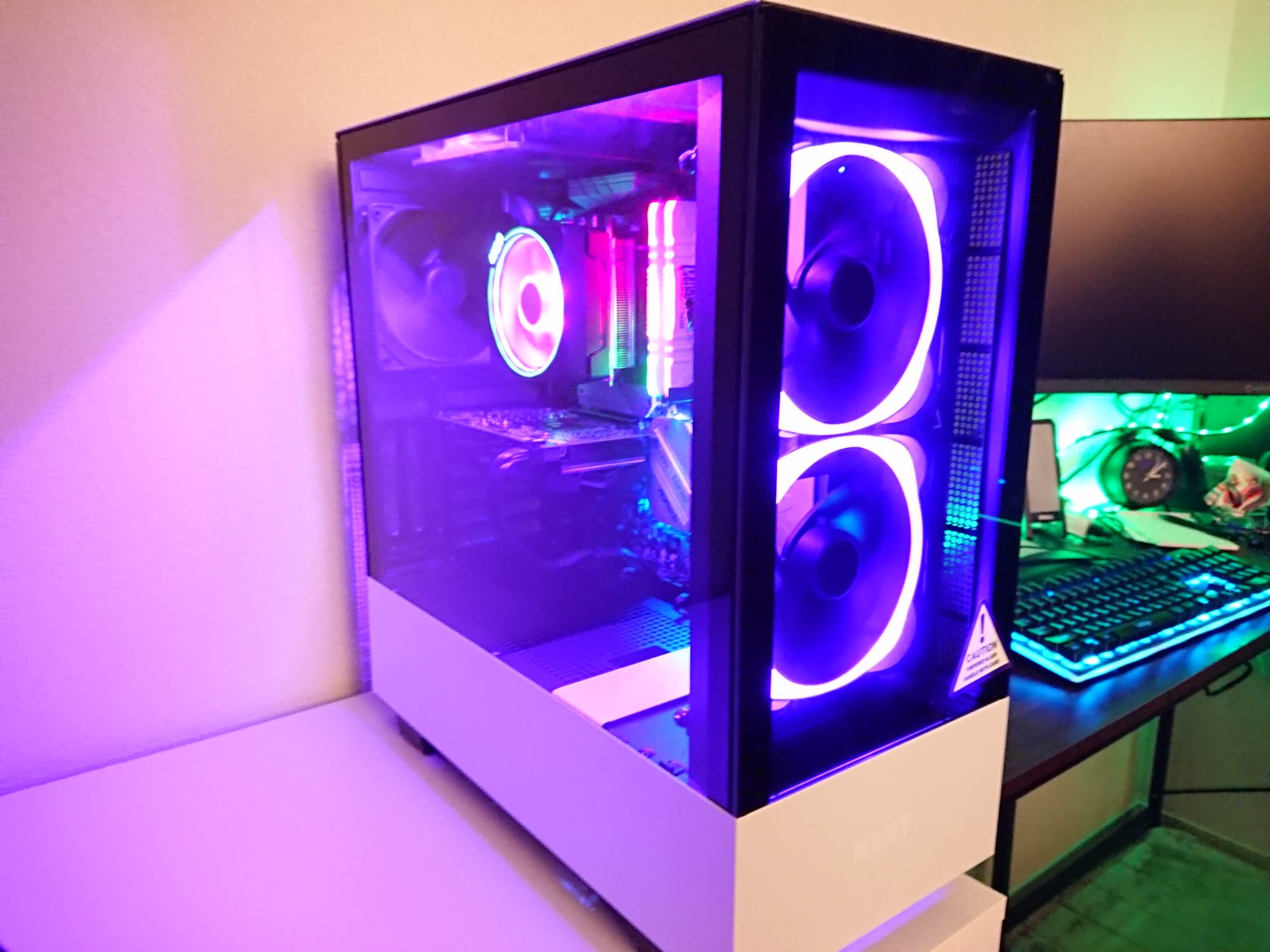 自作PCのメリット・デメリットは?自作PCをおすすめな理由を解説! カニバリblogs 自作PCのメリット・デメリットは?自作PCをおすすめな理由を解説! カニバリblogs